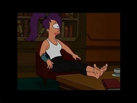 futurama leela feet